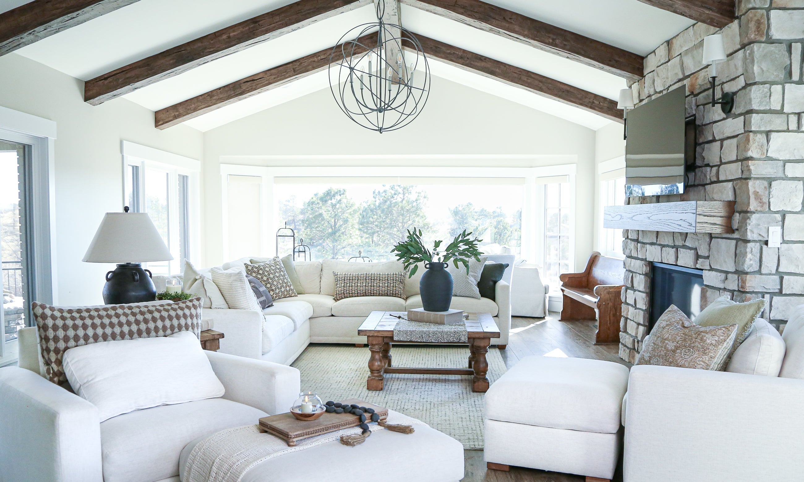 peaceful living room