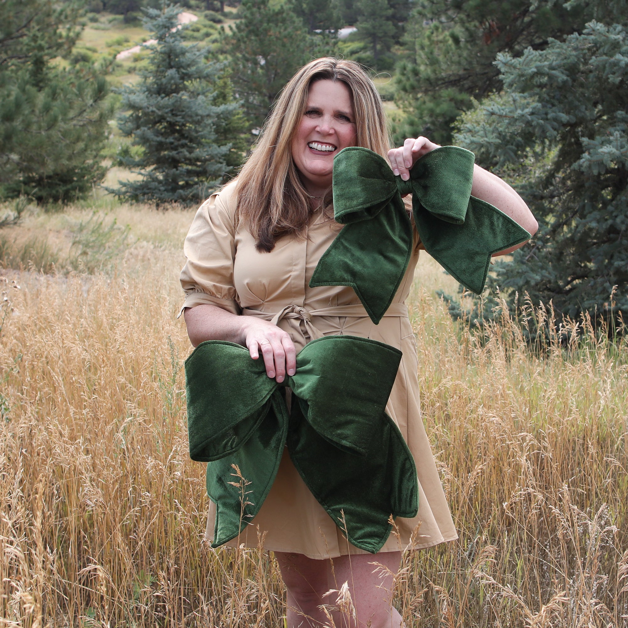 Small Green Outdoor Velvet Bow