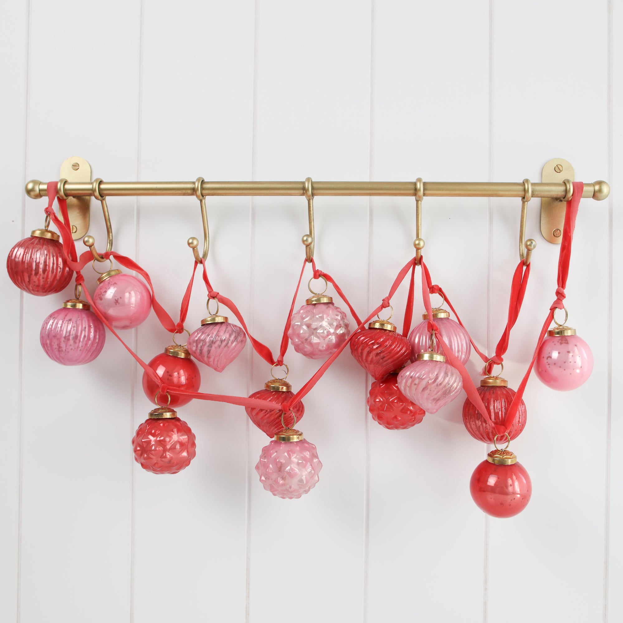 Red And Pink Mercury Glass Ornament Garland