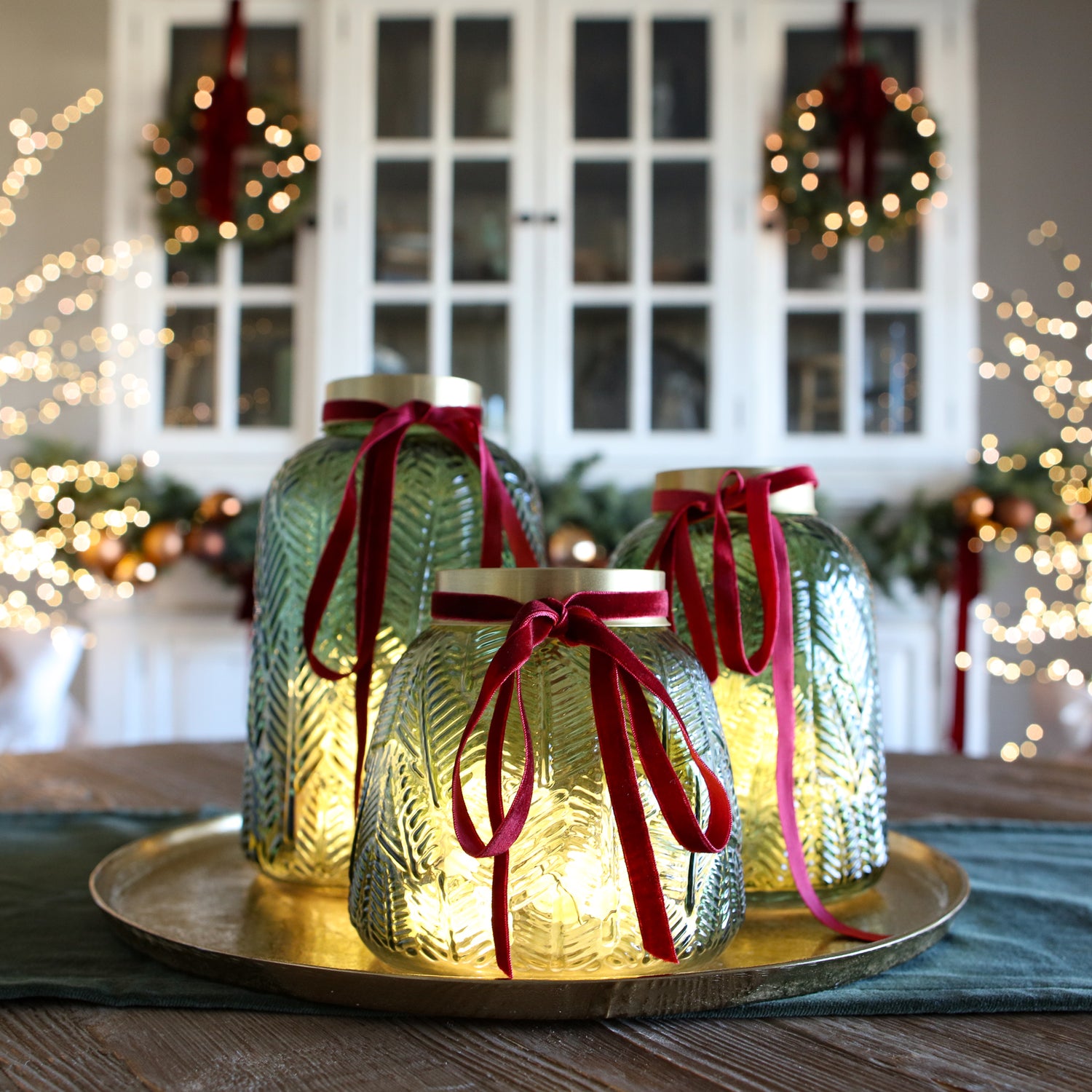 ARRANGEMENT: Glowing Emerald Centerpiece