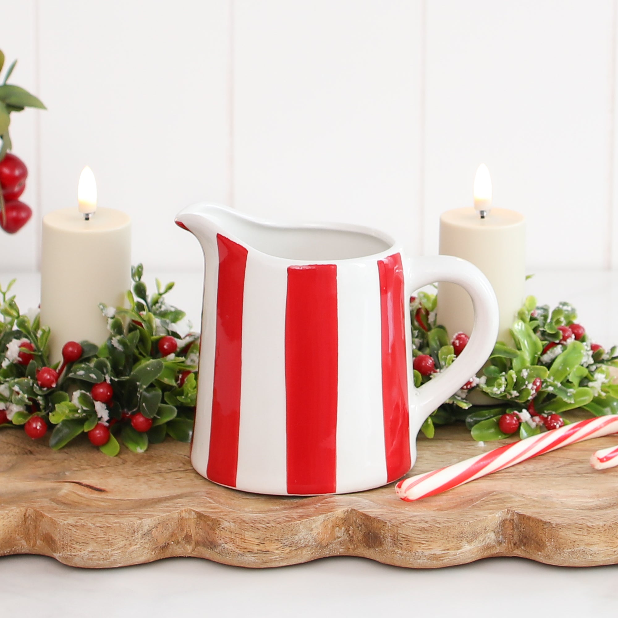 4.5" Snowy Boxwood and Berry Taper Sized Candle Ring