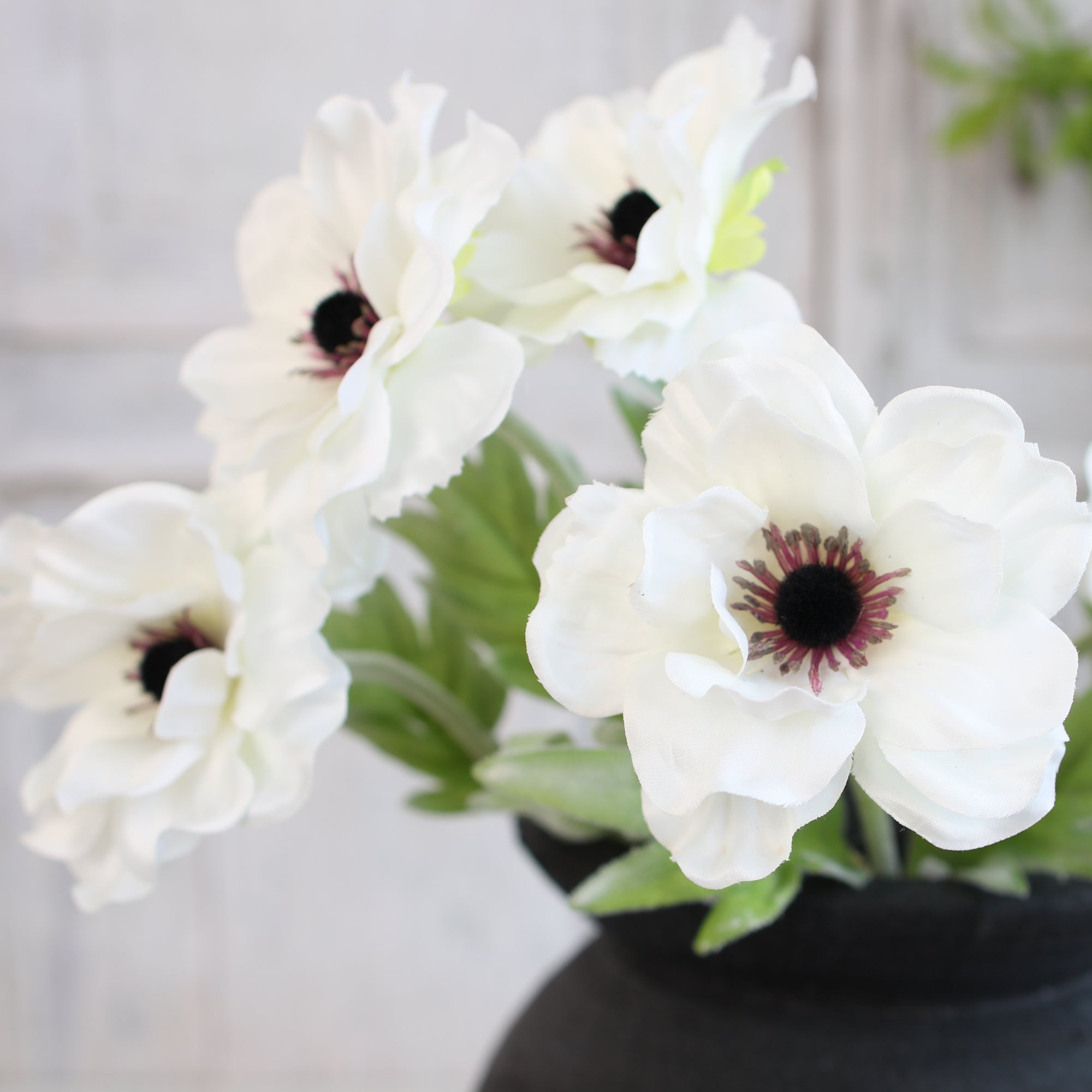 17" White Anemone Stem - Interior Delights