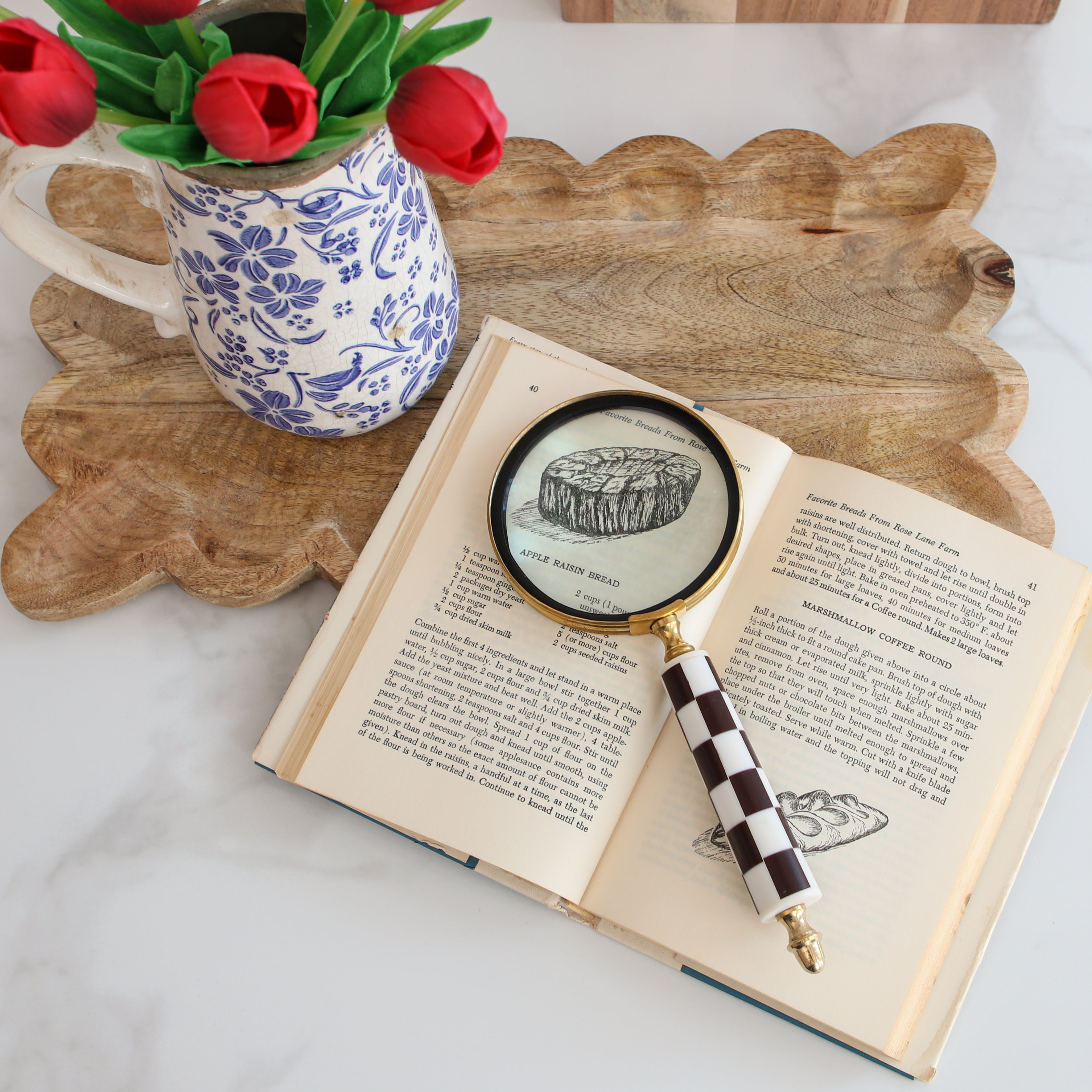 Check Handle Magnifying Glass - Interior Delights