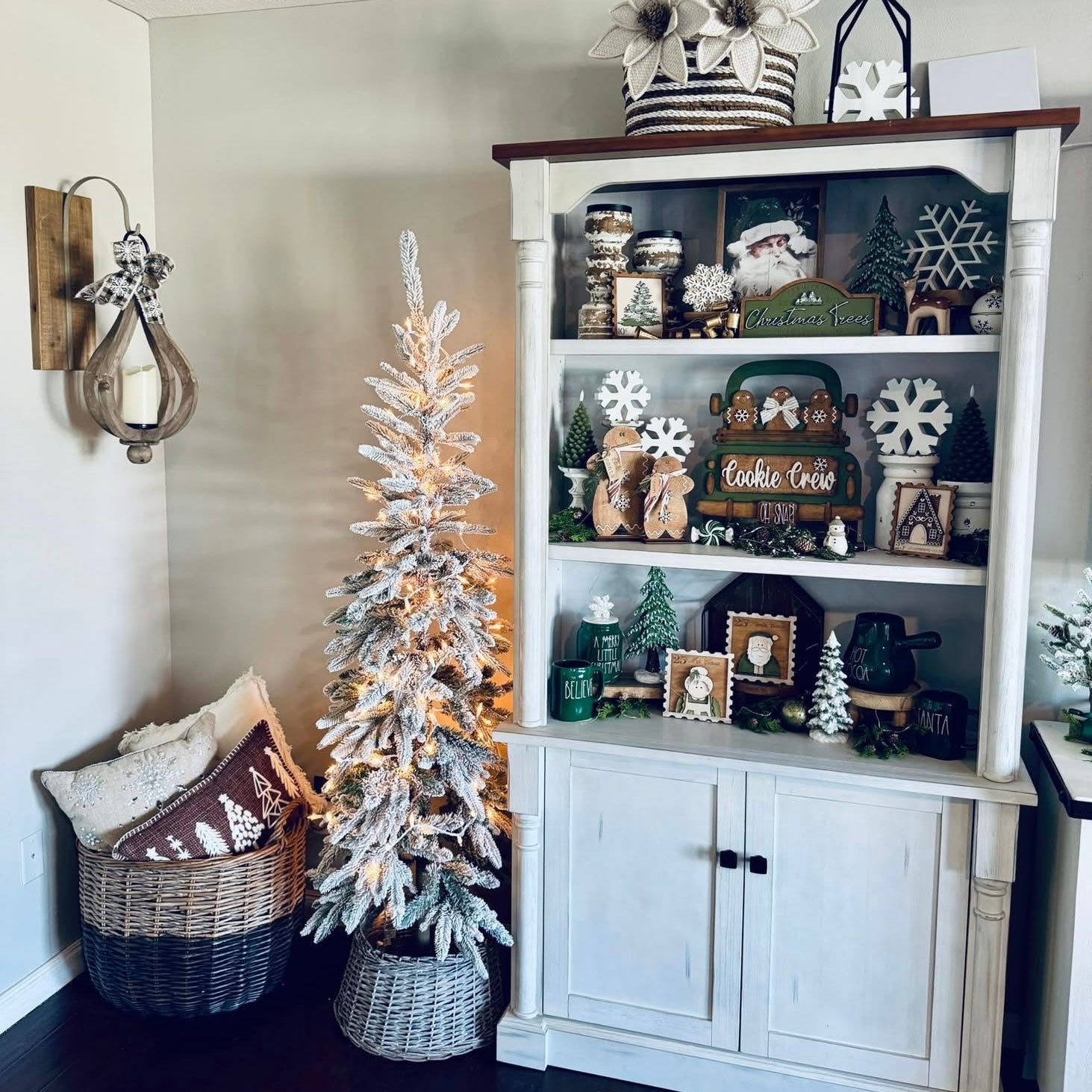 Snowy Fir Tree 6ft - Interior Delights