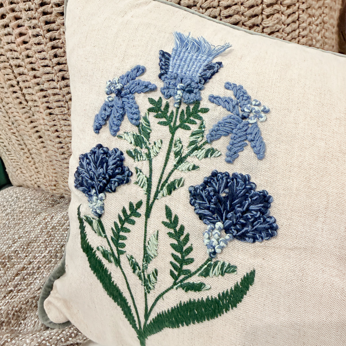 OOS ** Set of 2 - Belcourt lumbar 14x26 - Floral Accent Pillow - Interior Delights