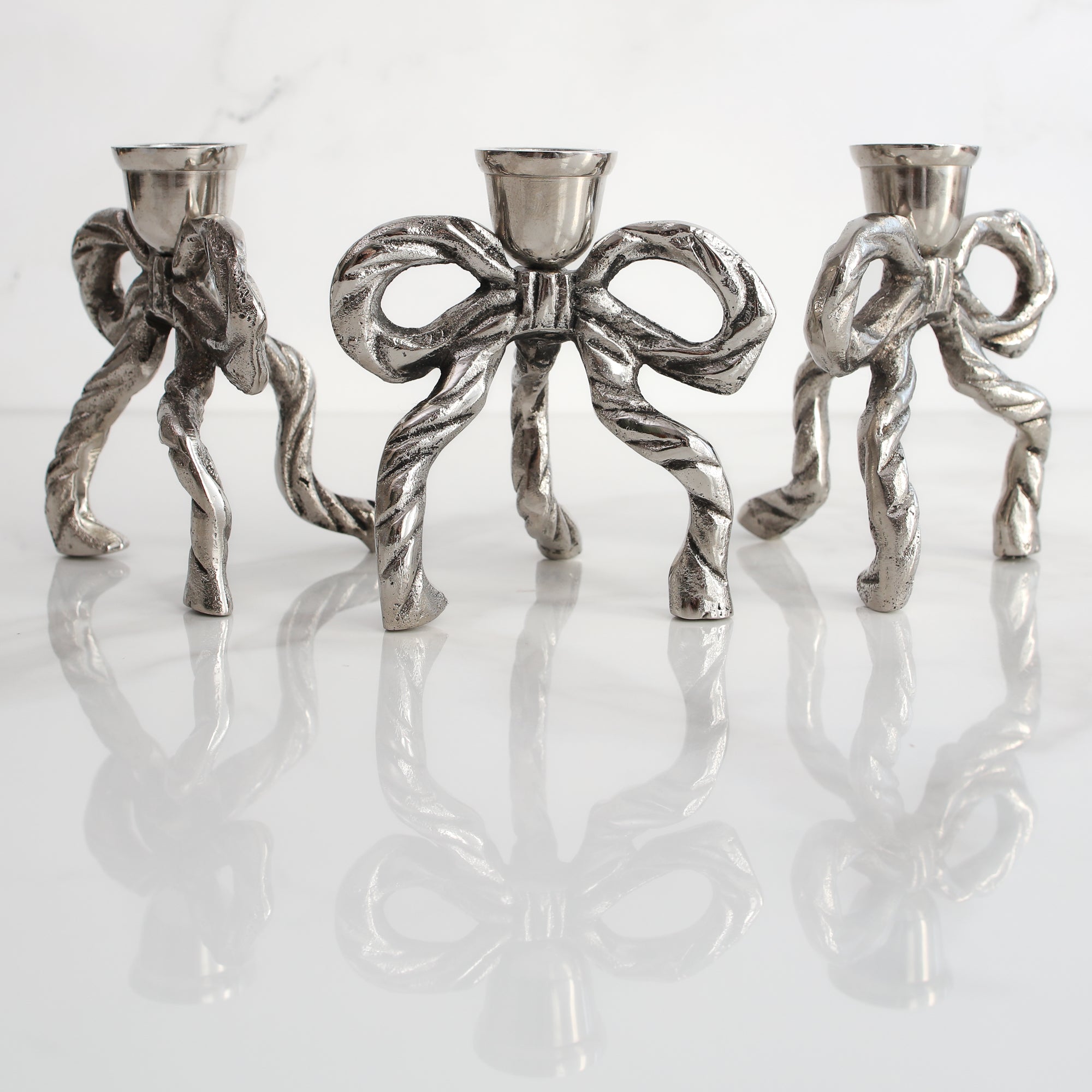 Silver Bow Taper Holder