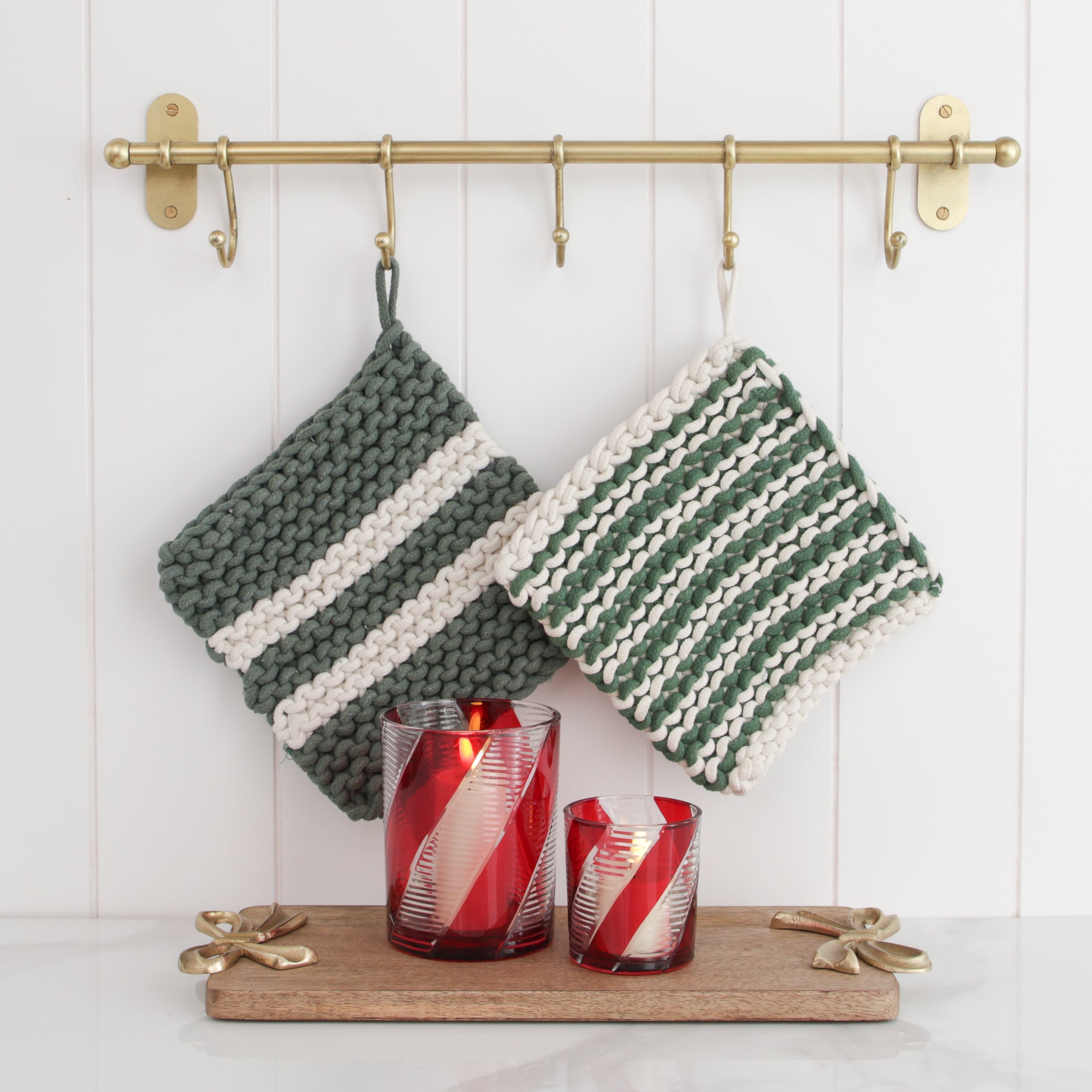Green and Cream Knit Pot Holder Set, Narrow Stripes