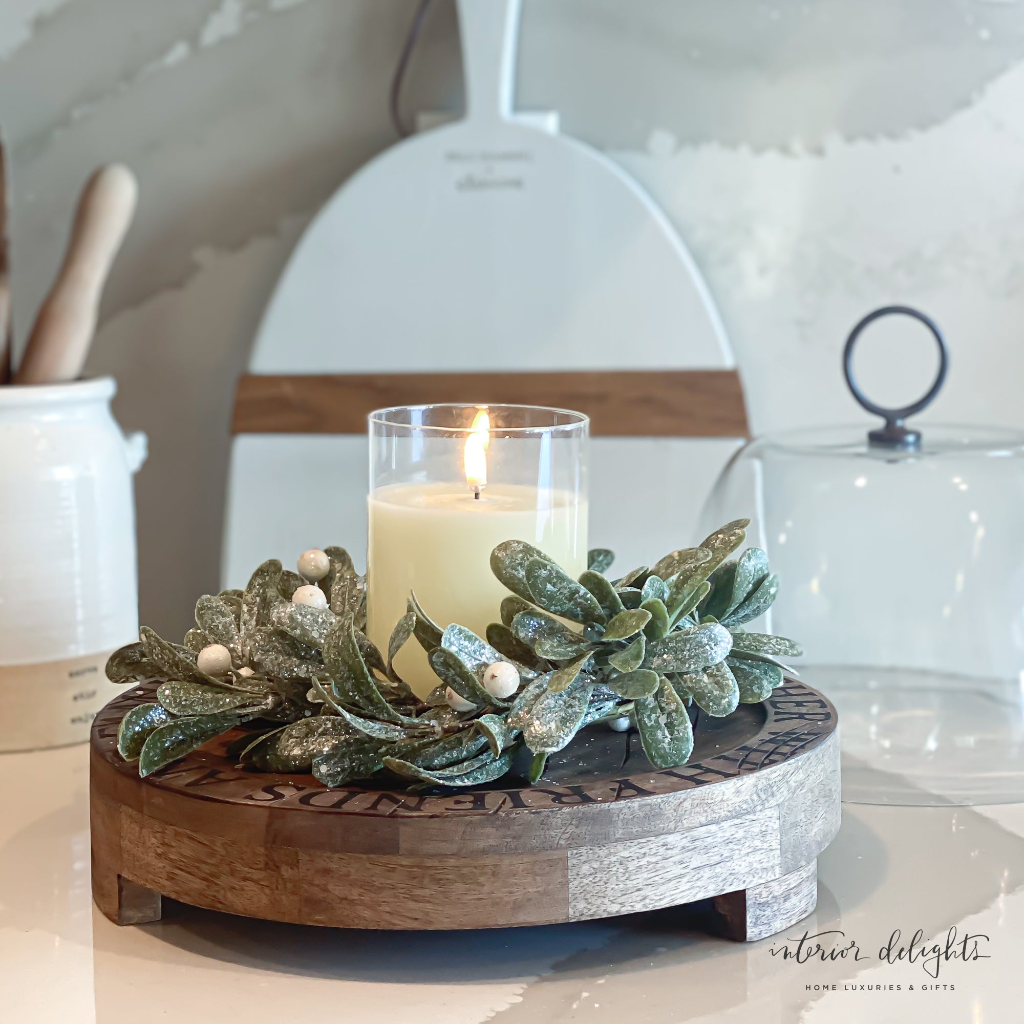 SHOP THE LOOK BUNDLE: MISTLETOE FLAMELESS CANDLE BUNDLE