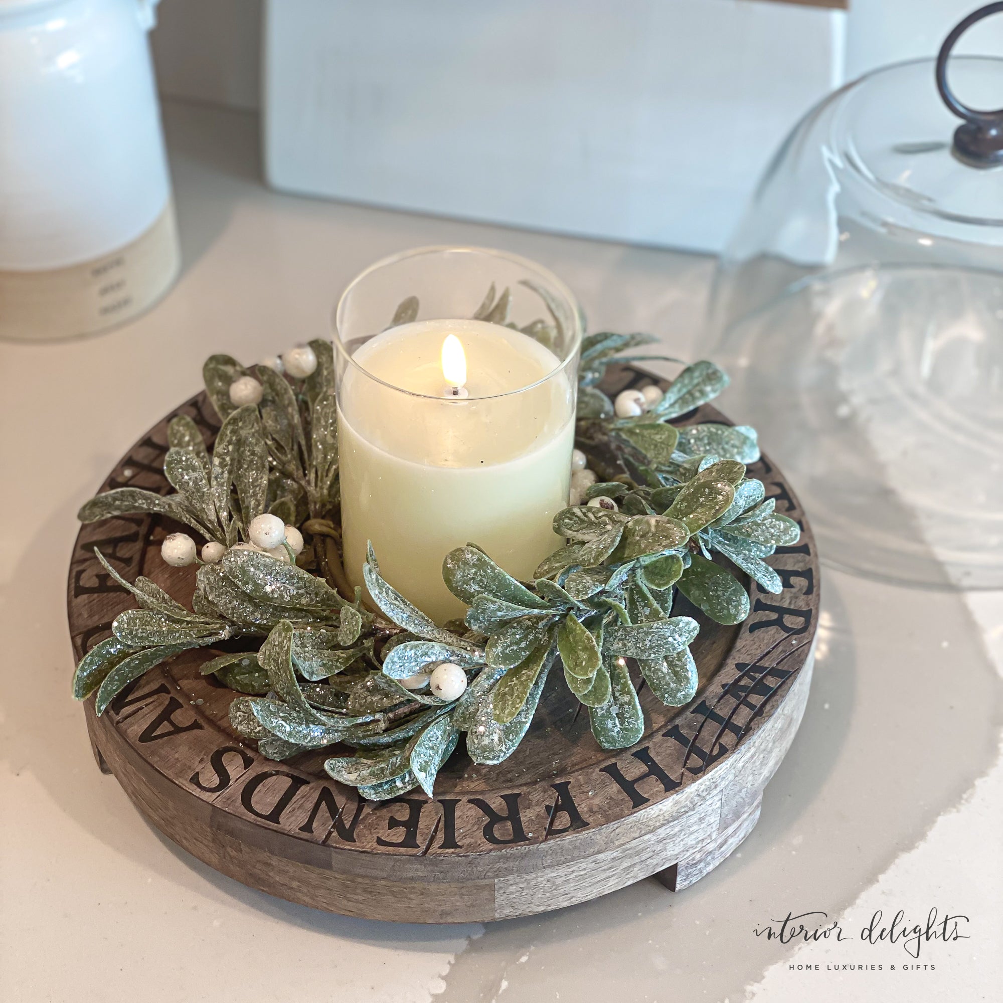 SHOP THE LOOK BUNDLE: MISTLETOE FLAMELESS CANDLE BUNDLE
