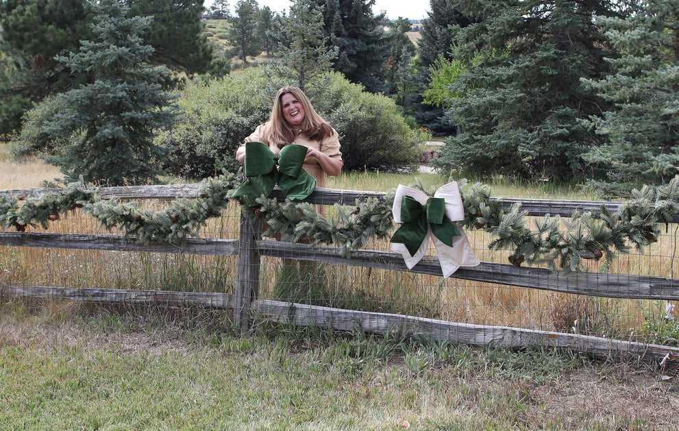 The Multi-Seasonal Holiday Staples I Reach for Every Year (and Why They Make Decorating So Much Easier)