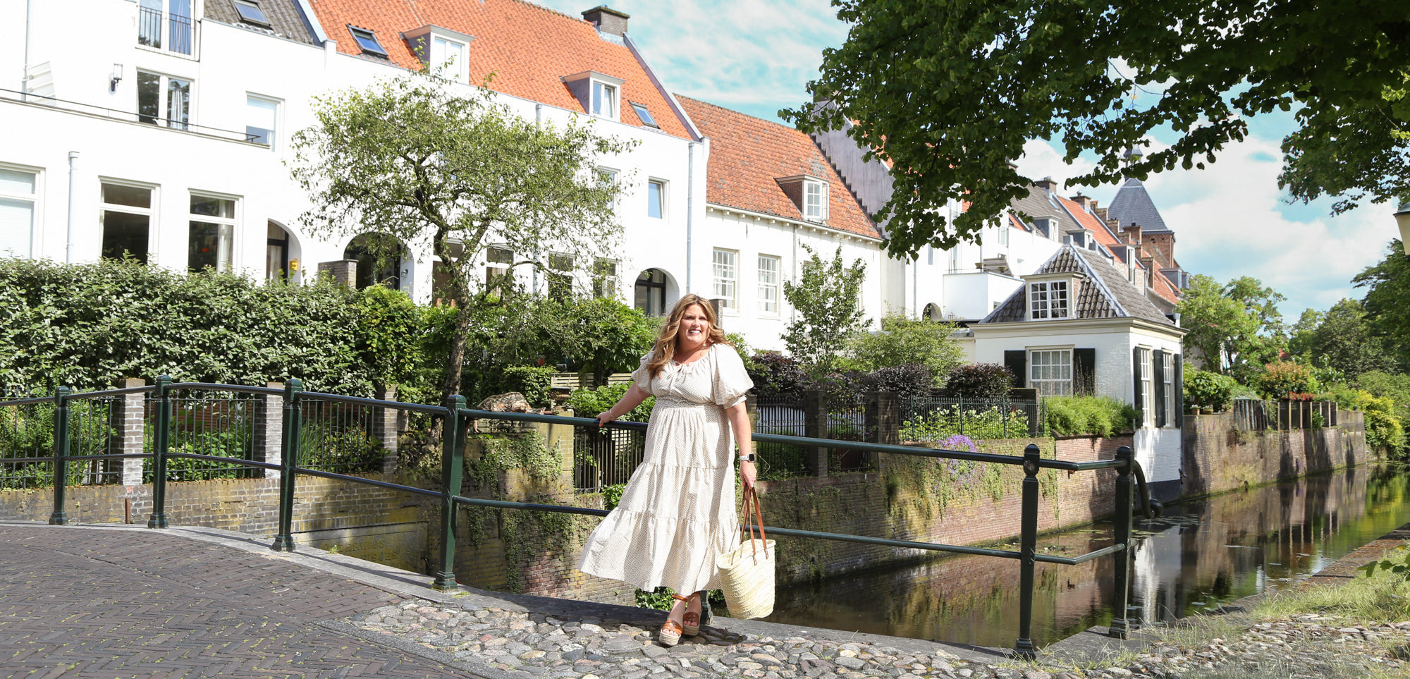 What Do Farmhouse, Modern Cottage & Country Have in Common? More Than You Think