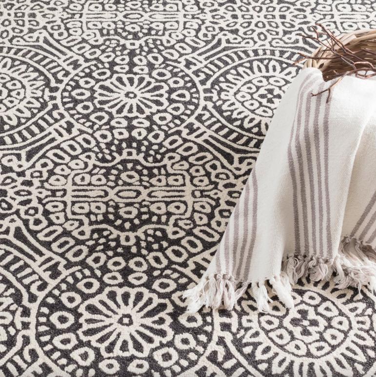 RUGS