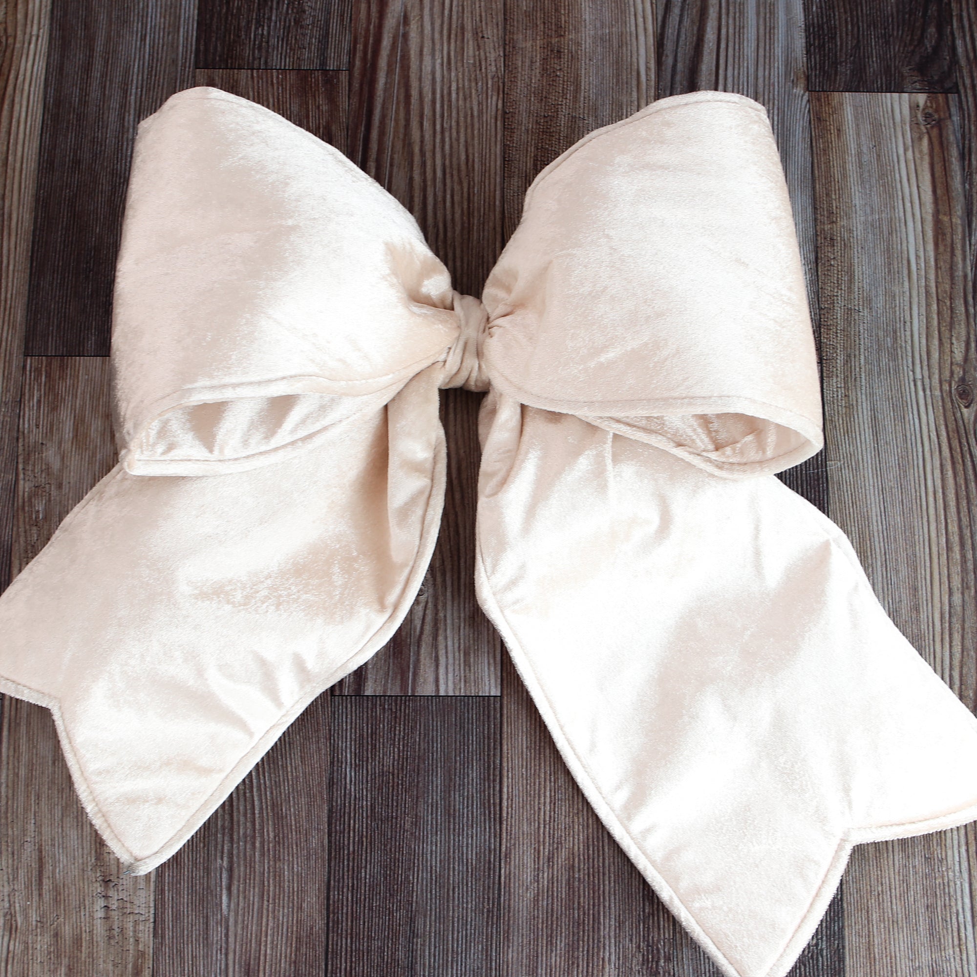 Large Champagne Outdoor Velvet Bow