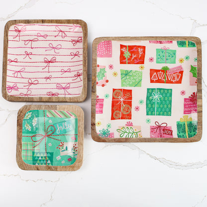 Enamel Mango Wood Trays Set Of 3 Pink and green