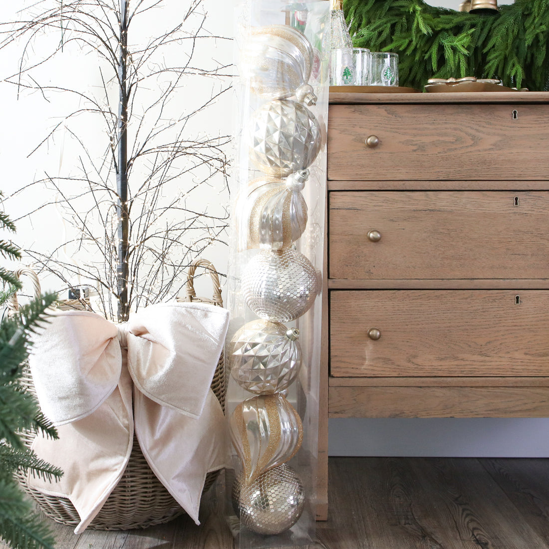 Pearl Shatterproof Ornament Set of 7