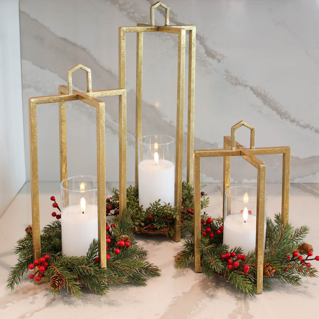 White Spruce with Berries Candle Ring- 8.5in
