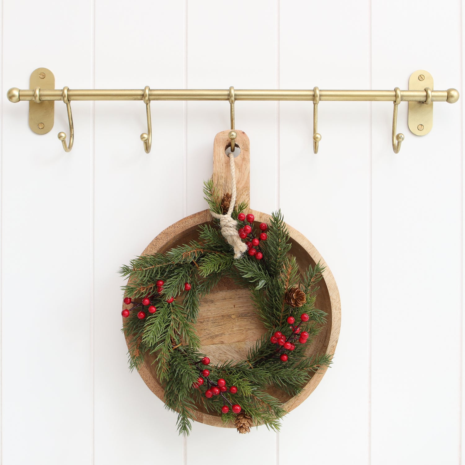 Carved Mango Wood Bowl With Handle