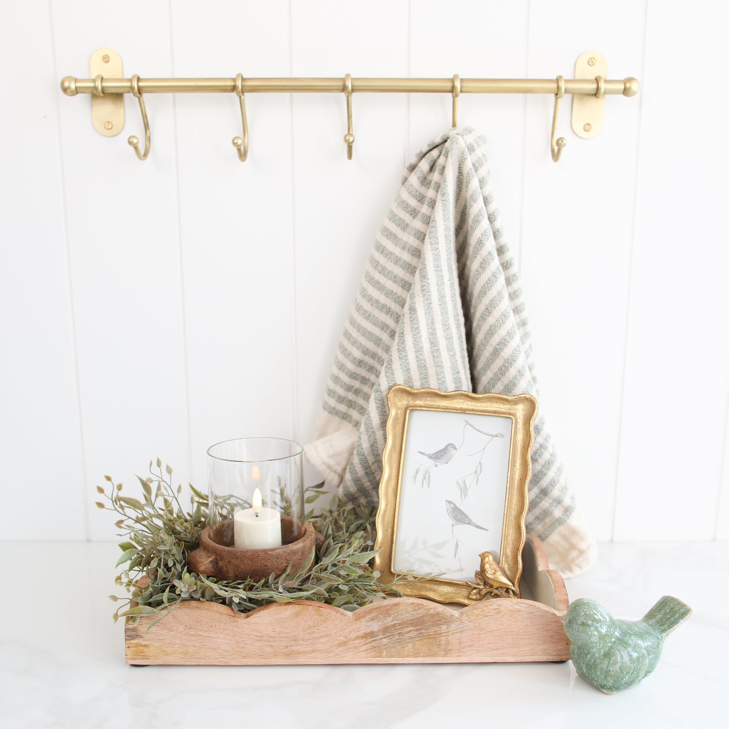 Gold Ruffled Frame with Bird 4x6