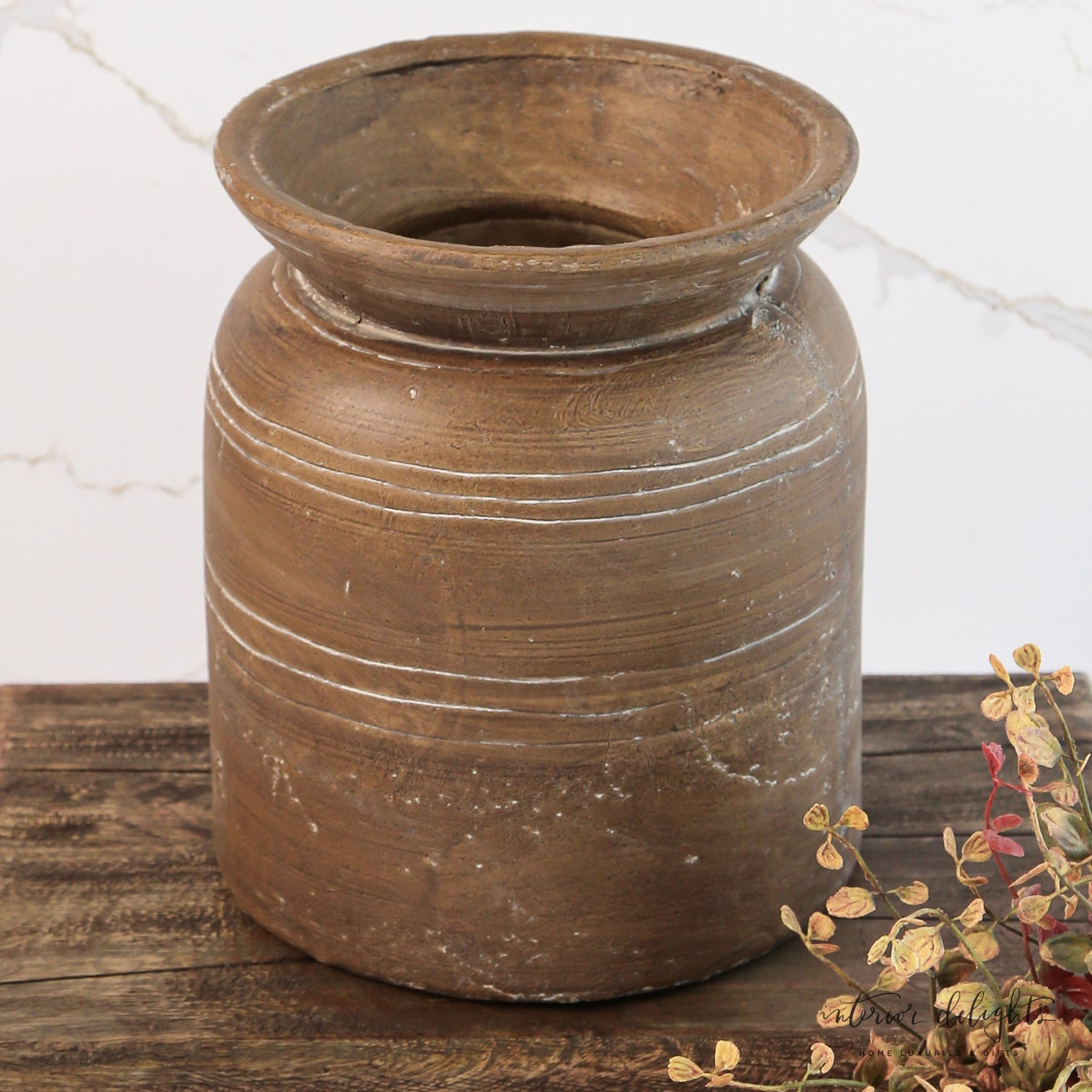 9” Brown Line Vase