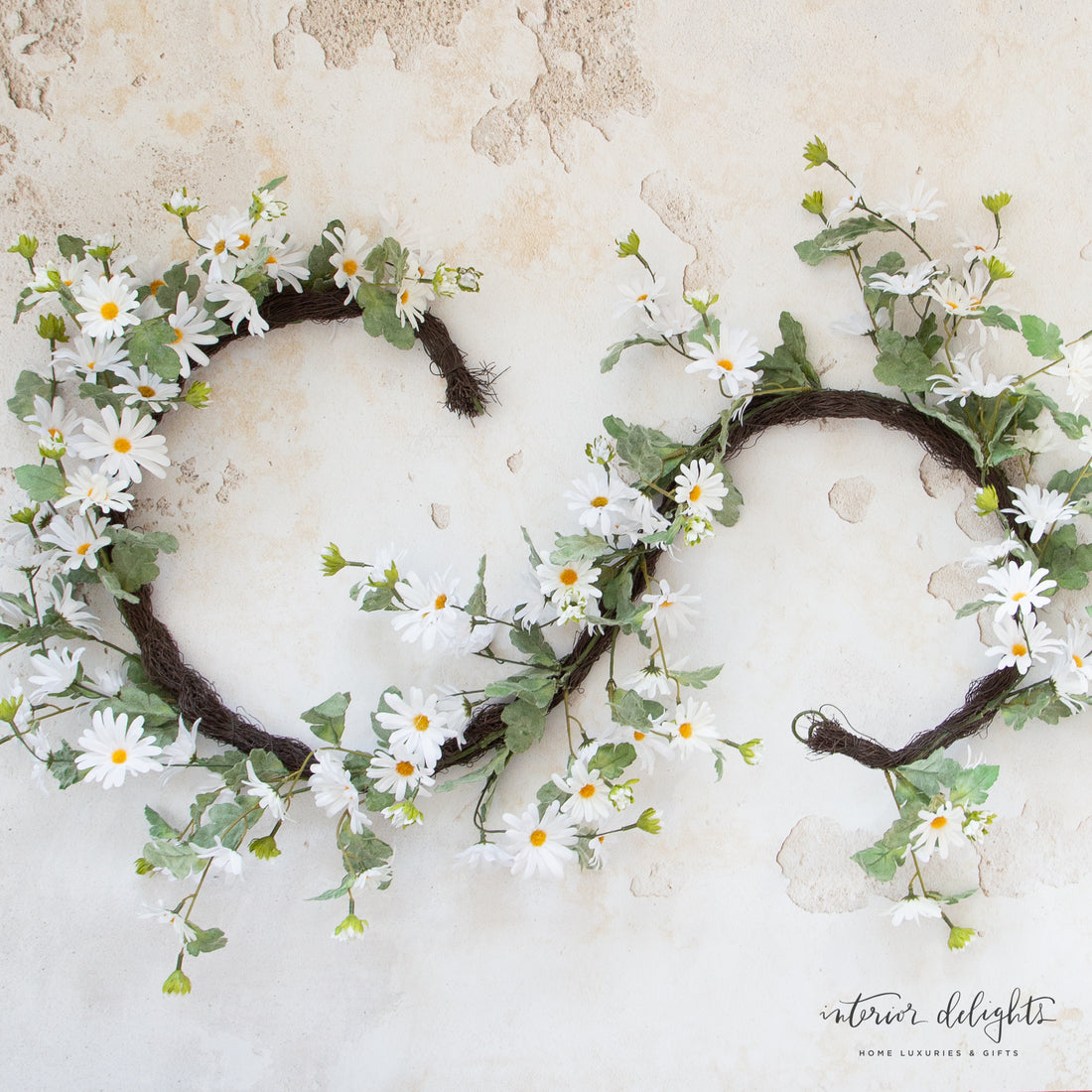 White Shasta Showers Garland