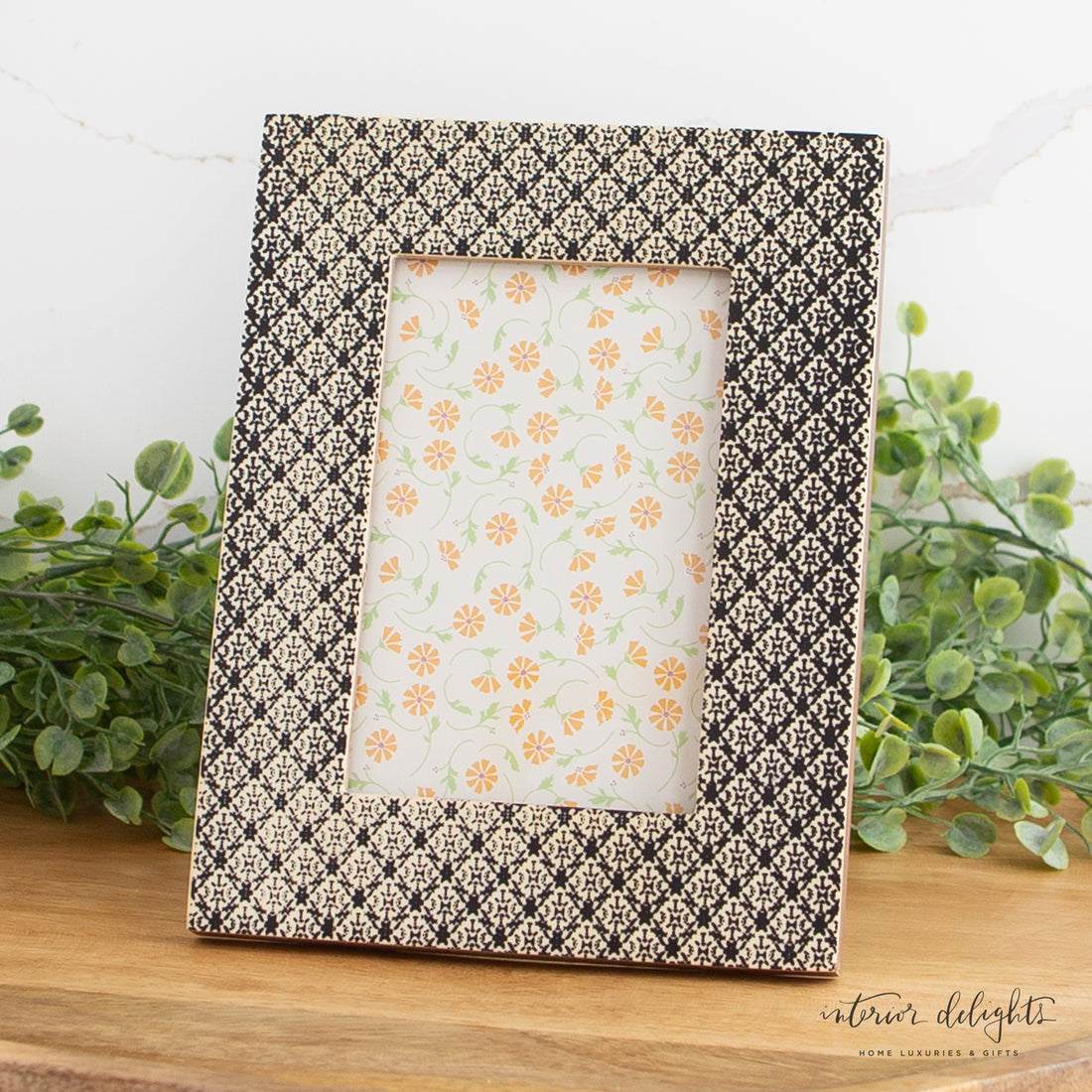 Black and Cream Frame- 4x6