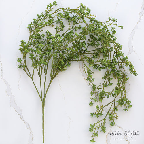 32” Green Berry Hanging Vine - Interior Delights