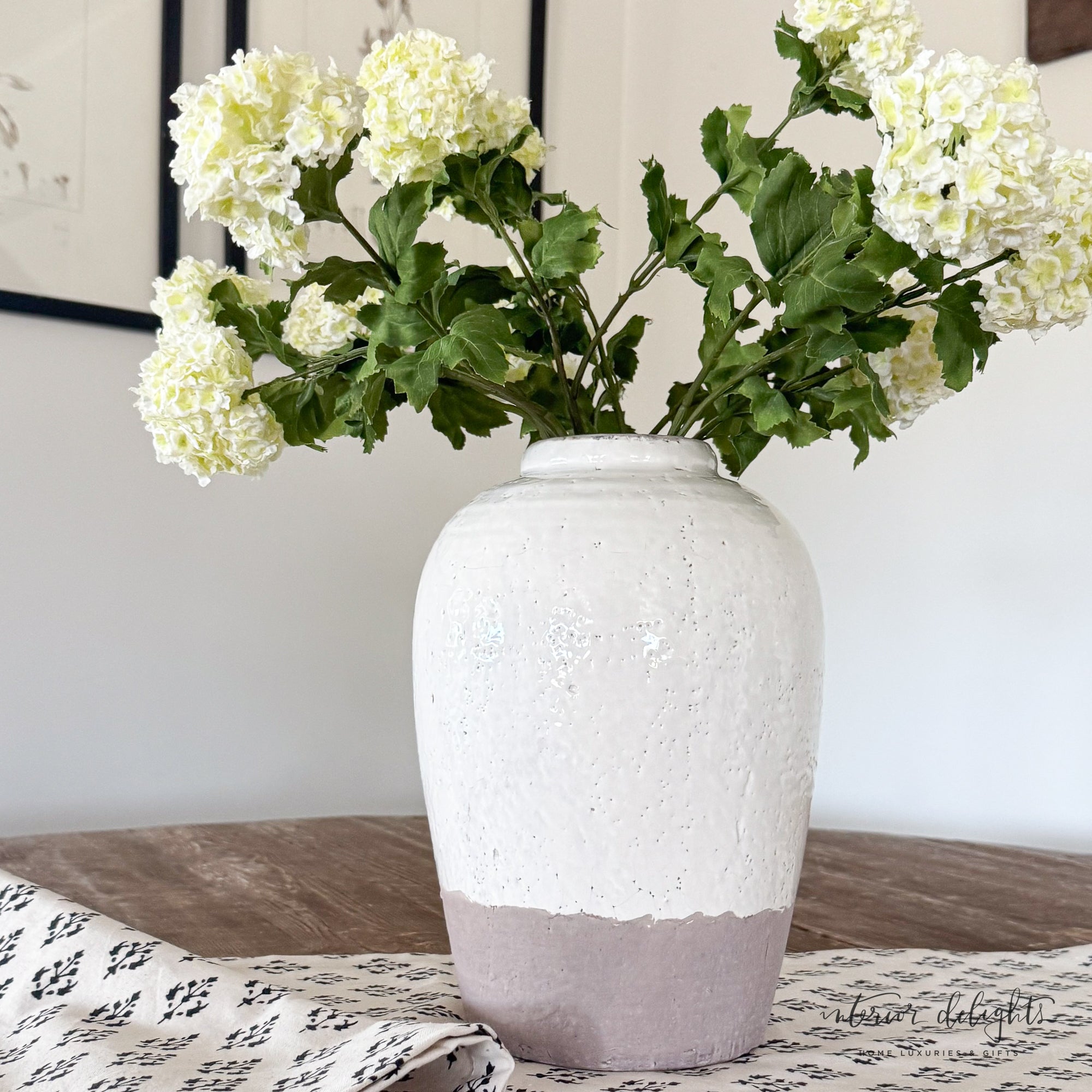 11&quot; Two Tone Reactive Vase