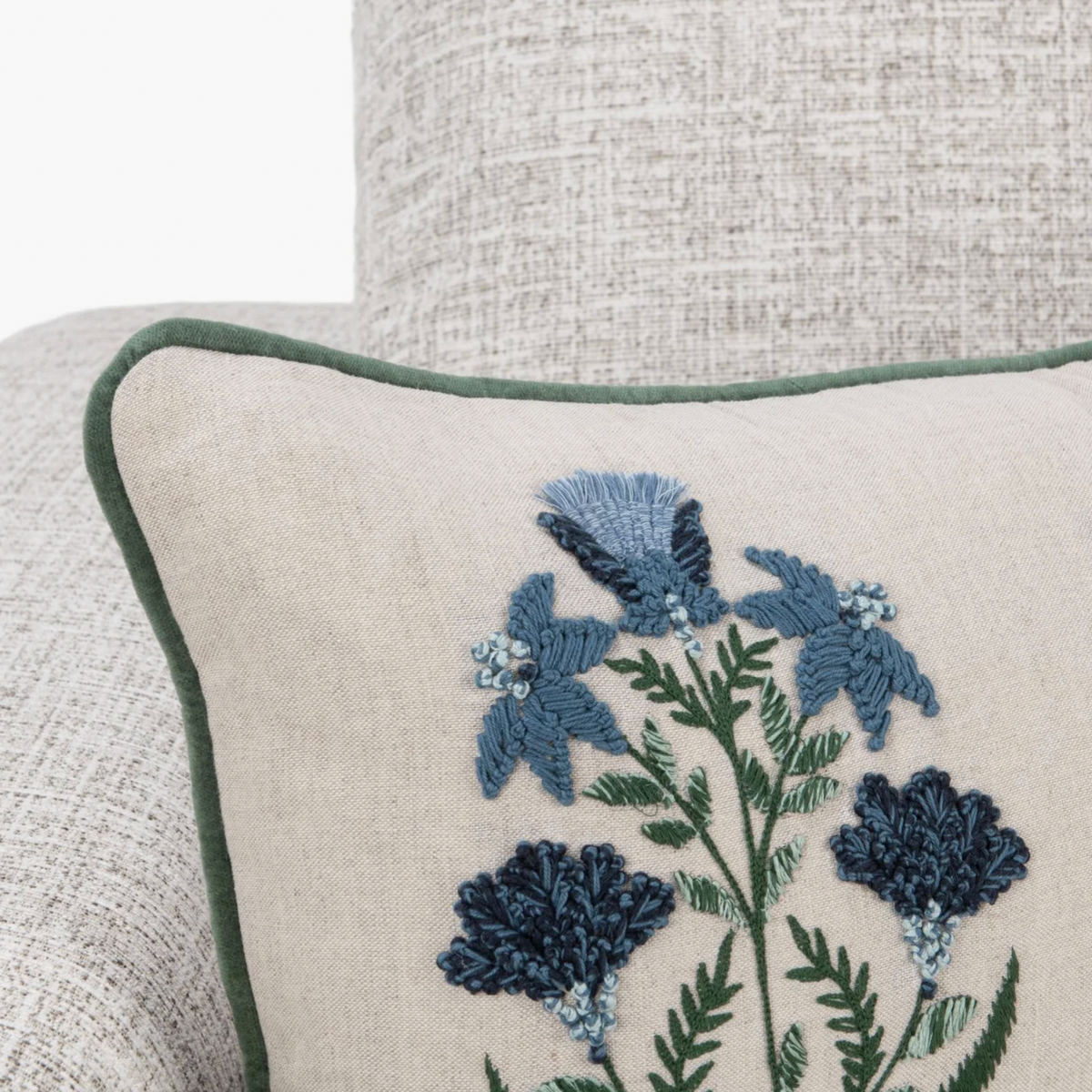 OOS ** Set of 2 - Belcourt lumbar 14x26 - Floral Accent Pillow - Interior Delights