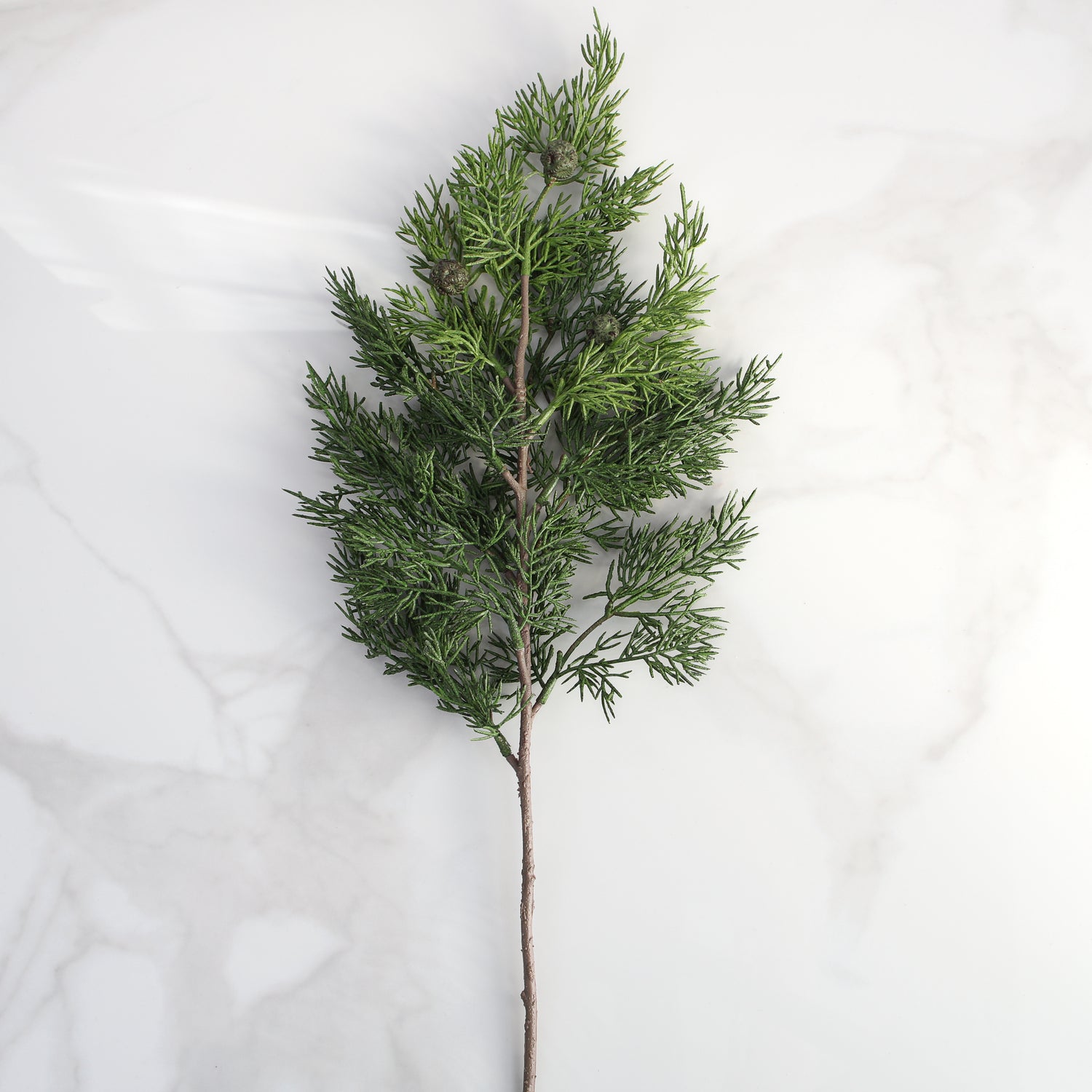 Juniper Spray- 19in