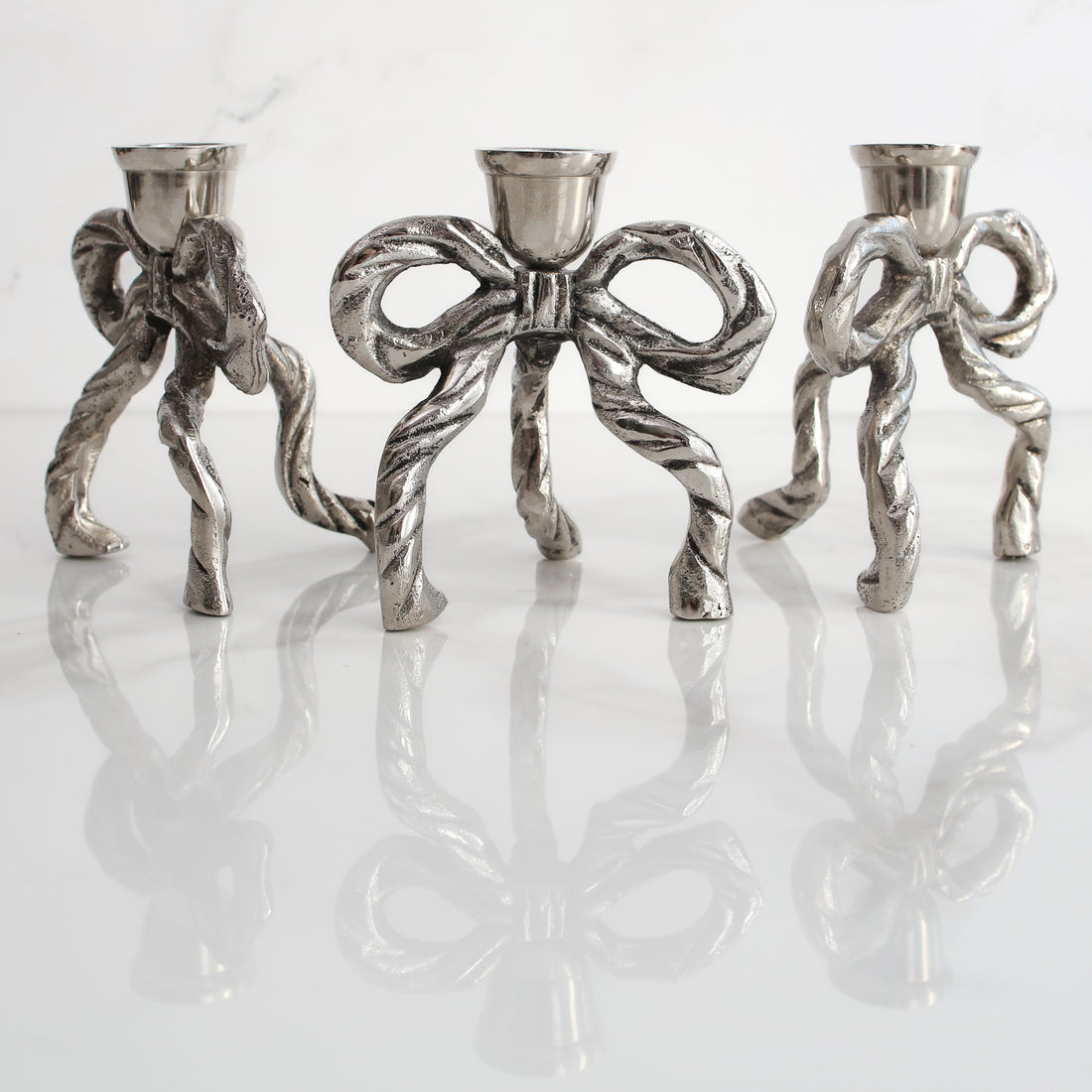 Silver Bow Taper Holder