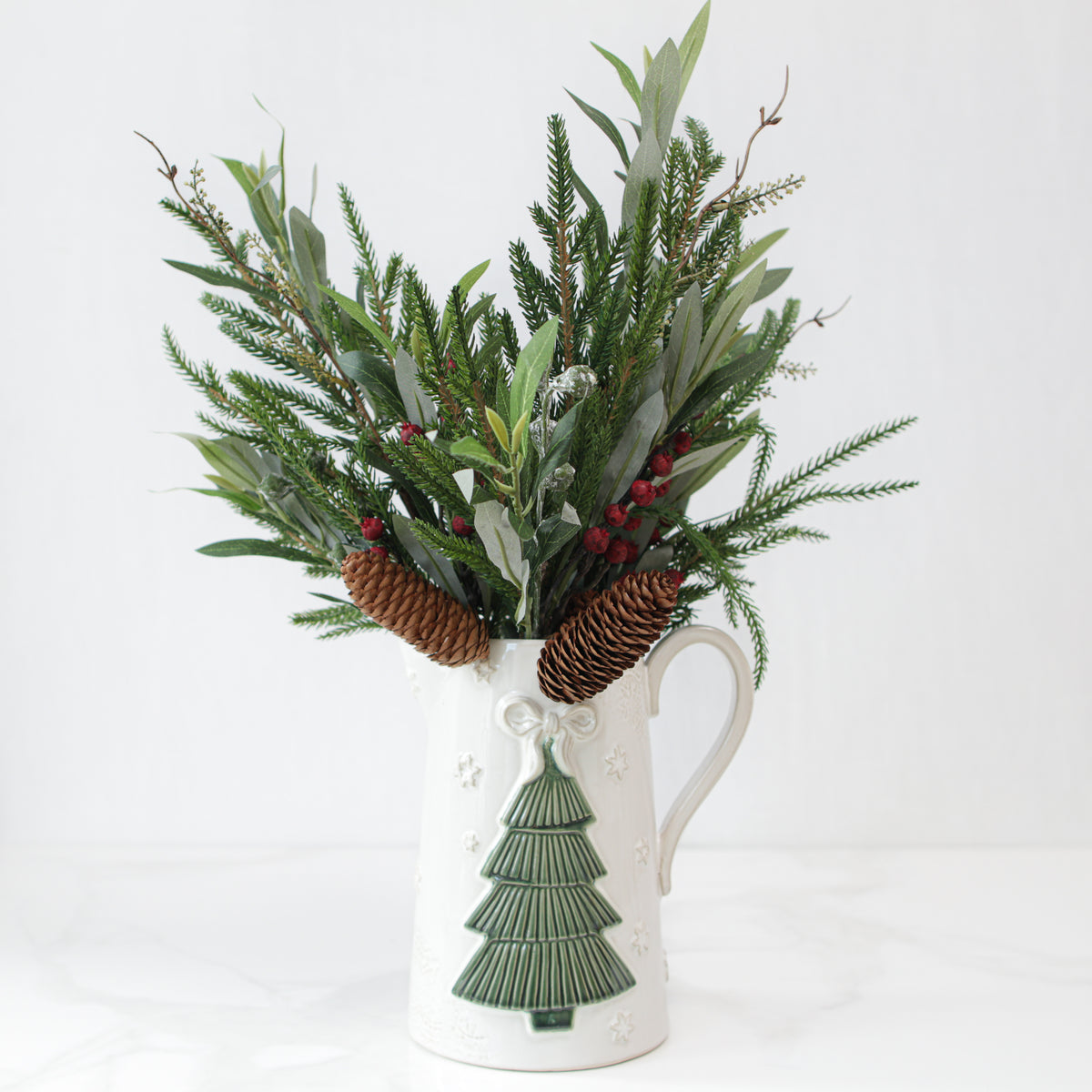 Pine, Eucalyptus and Berry Spray 18" - Interior Delights