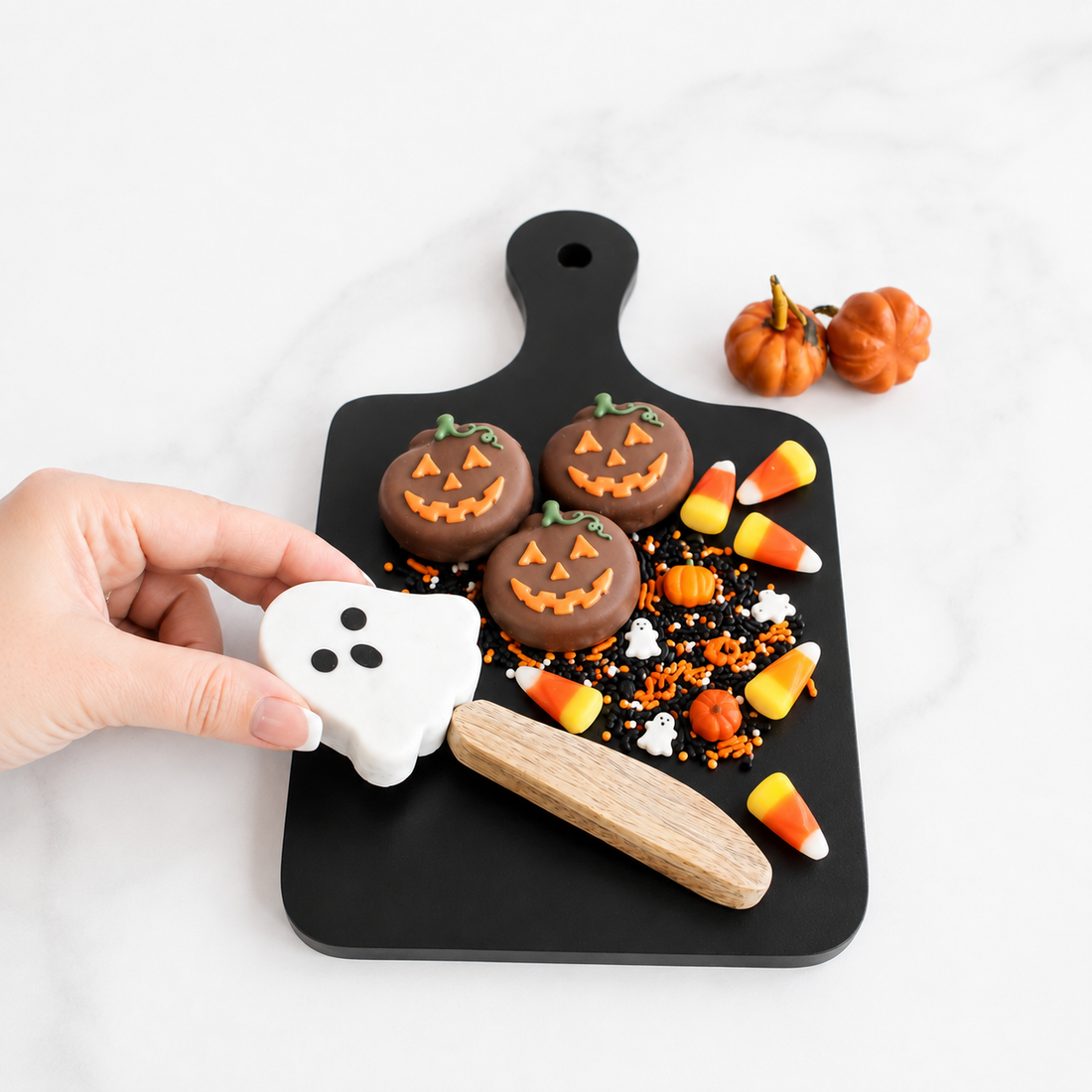 Black Board with Ghost Spreader