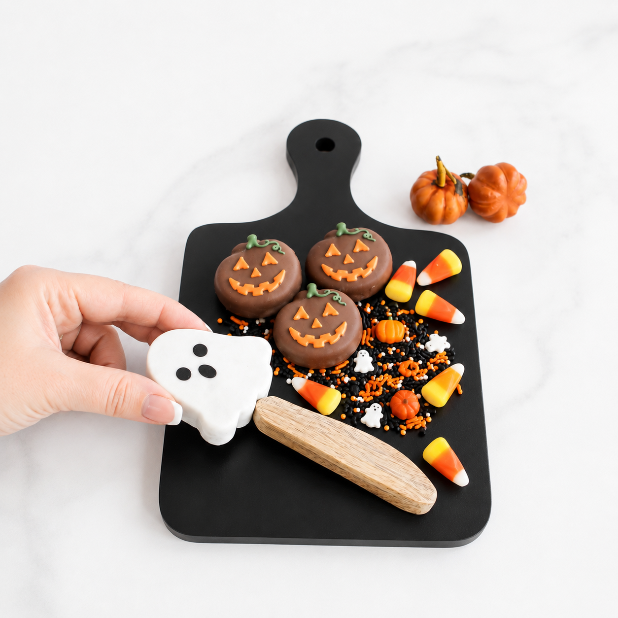 Black Board with Ghost Spreader