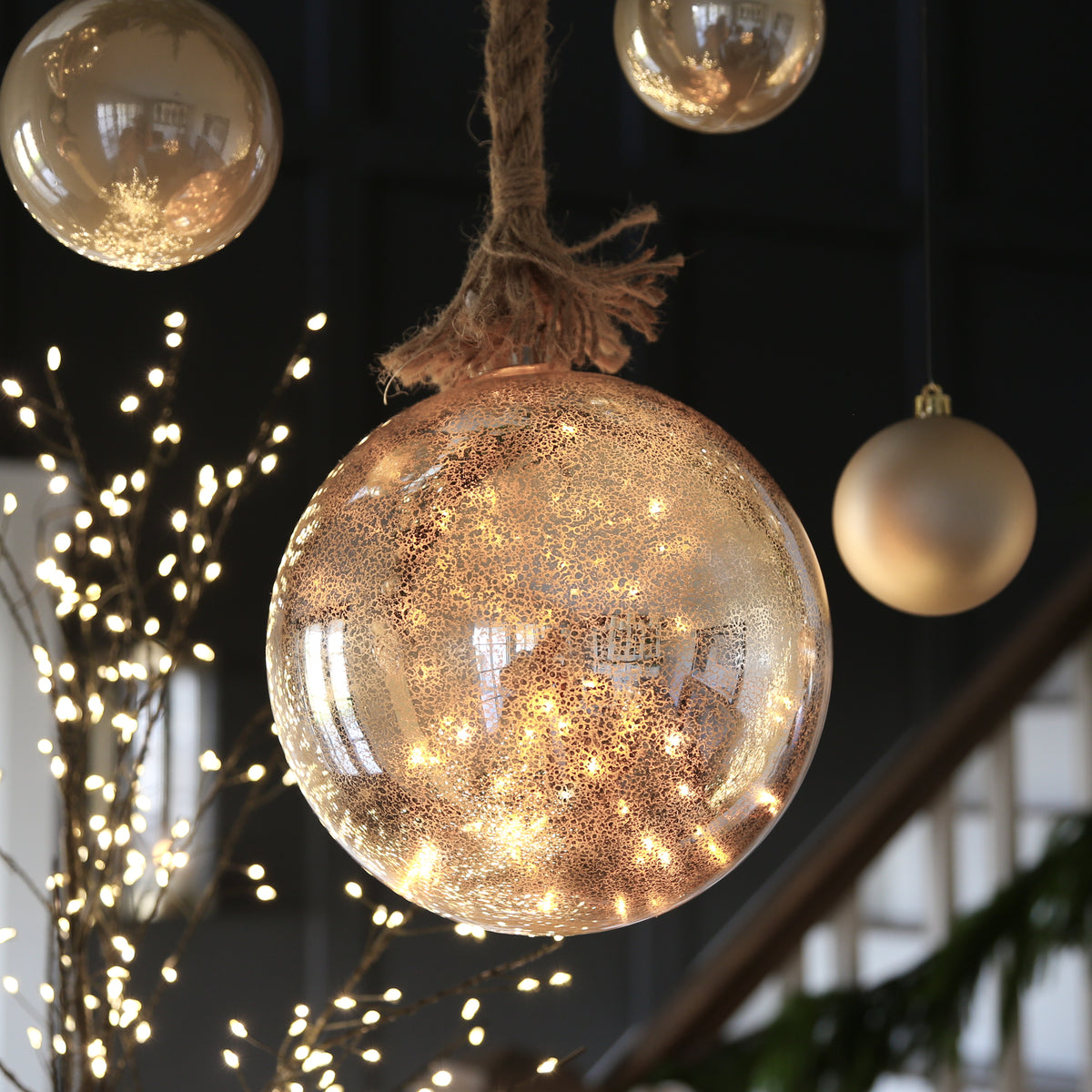 Round: Luster Glass LED Ornament, with Remote - Interior Delights