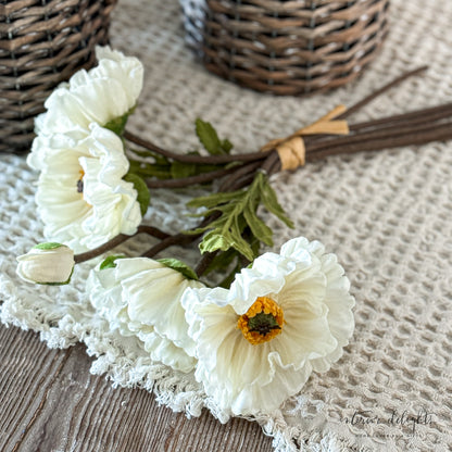 CURATED SET : Vase, Poppies, Tray and Two Table Runners